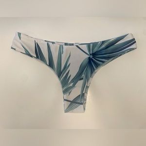 Vaya Island Vues Palomino Bottom